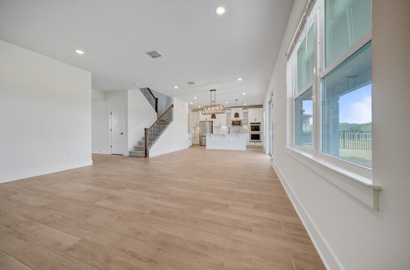 Building Photo - 534 Sun Chaser Dr