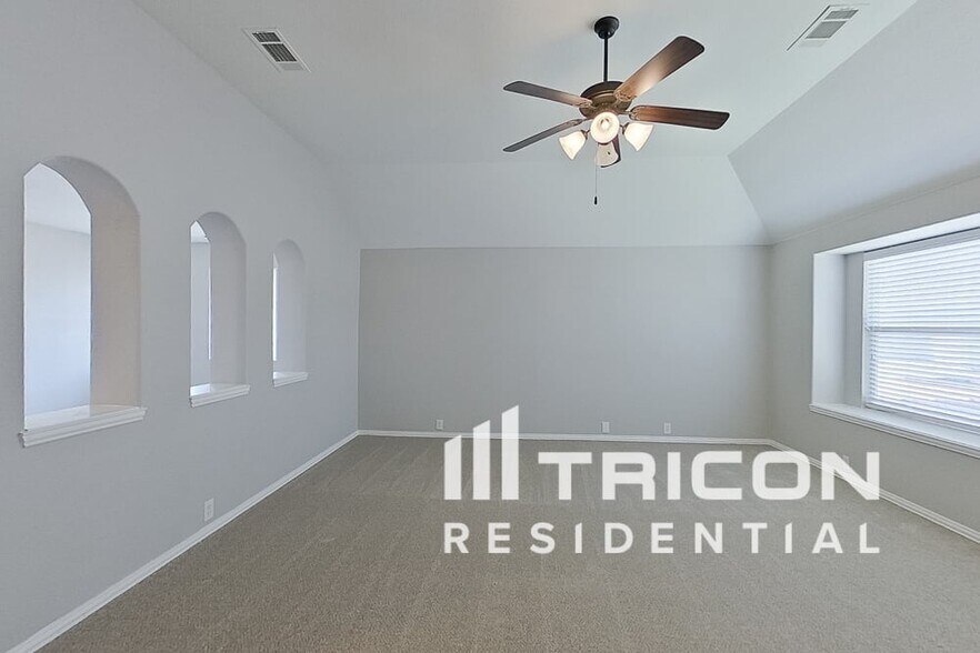 Building Photo - 9304 Harrell Dr