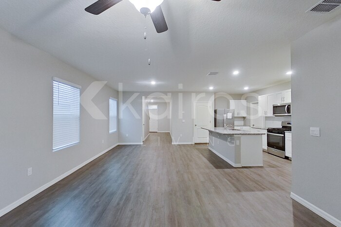 Building Photo - 32037 Katelin Cir