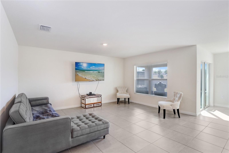 Building Photo - 7929 Sail Clover Ln