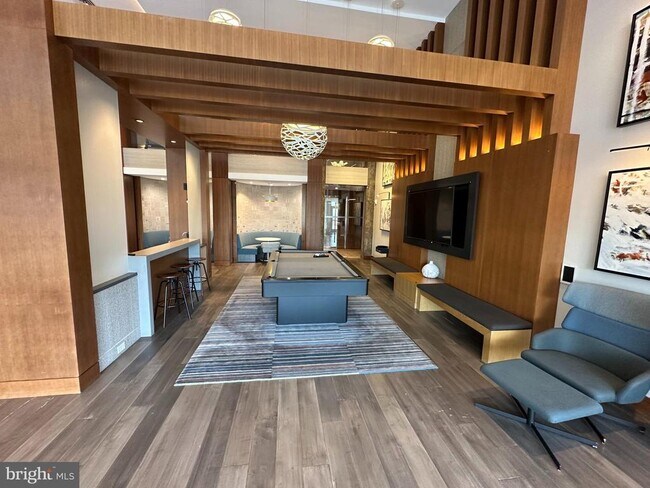 Building Photo - 145 Riverhaven Dr