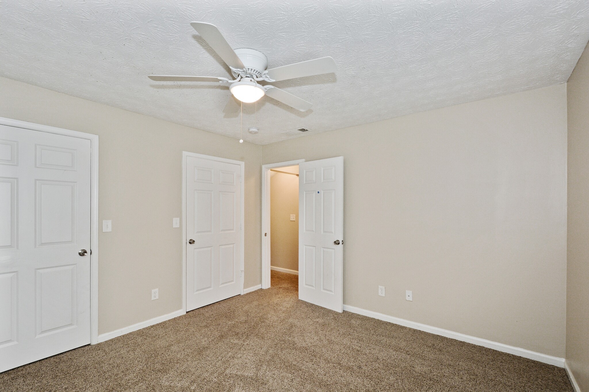 Building Photo - 2624 Country Trce SE