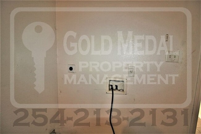 Building Photo - 4109 Elms Run Cir