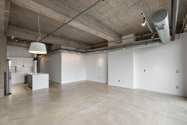 Building Photo - 901 N 3rd St