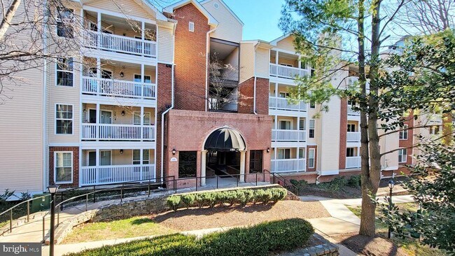Primary Photo - 1504 Lincoln Way