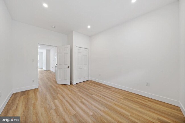 Building Photo - 2024 S 17th St