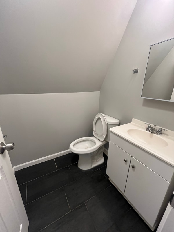 Building Photo - 853 S 12th St