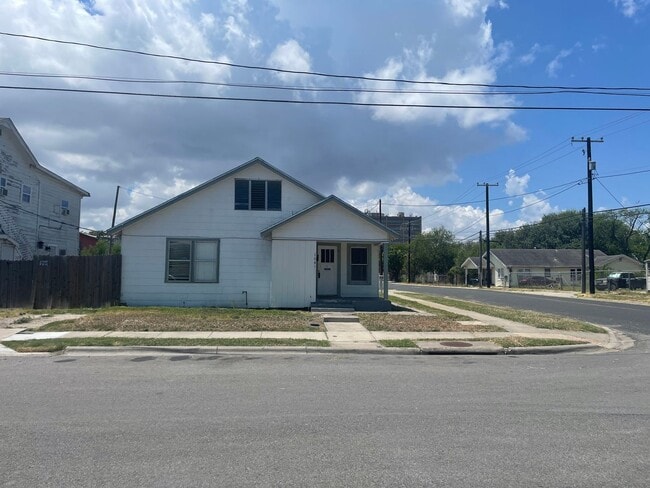 Building Photo - Corner Lot Home – Central City - Corpus Christi, TX