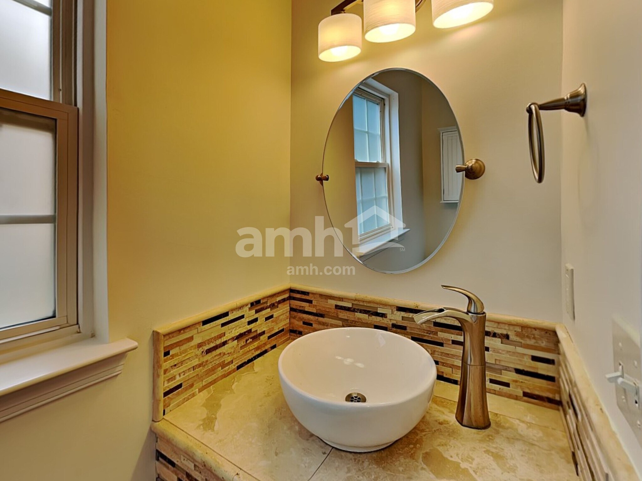 Building Photo - 408 Jameswood Ct