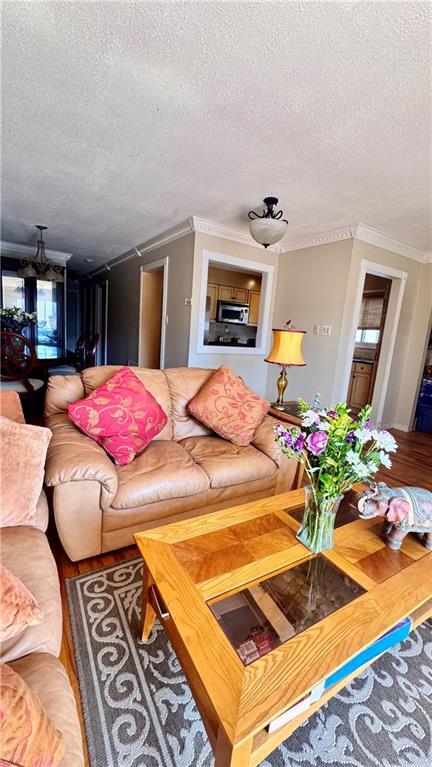 Building Photo - 1463 E 103rd St