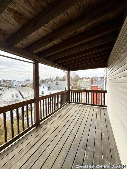 Building Photo - 9 Edgecliff Rd