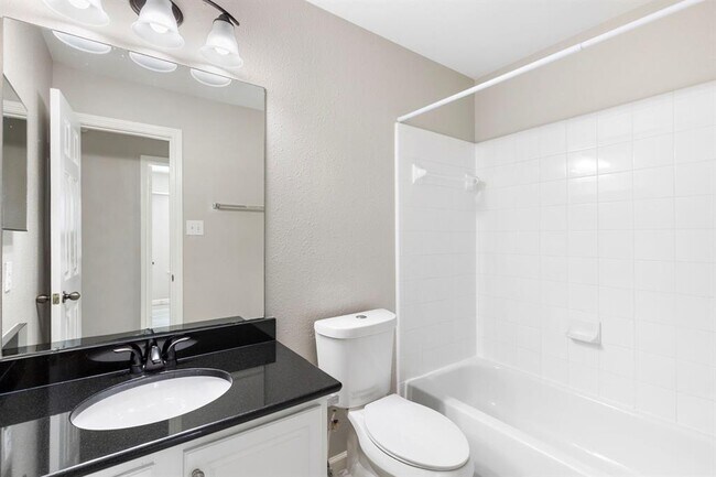 Building Photo - 79 Blue Creek Pl