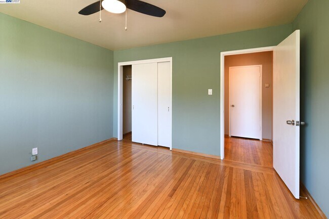 Building Photo - 1672 Terrace Rd