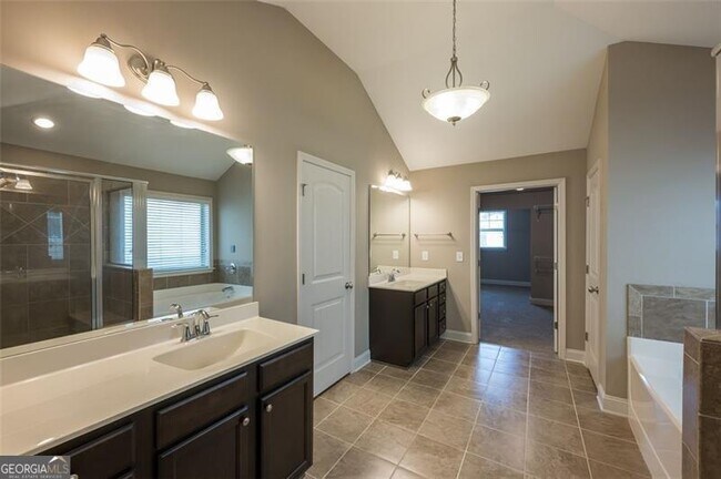 Building Photo - 7067 Walham Grove