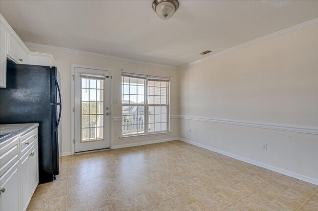 Building Photo - 772 Michelle Ct