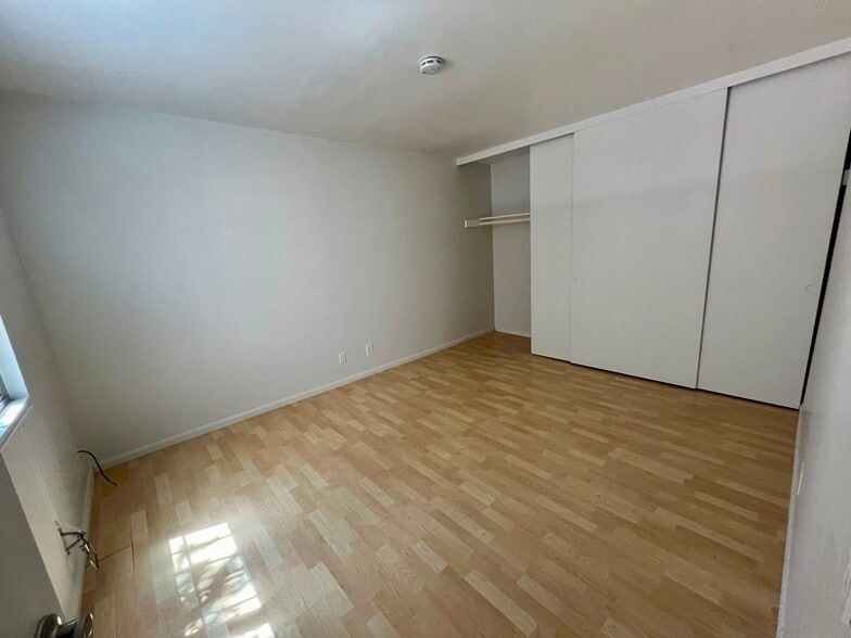 Building Photo - 4891 Collwood Blvd