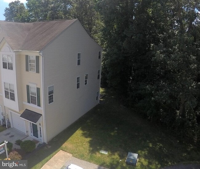 Building Photo - 623 Trout Run Ct