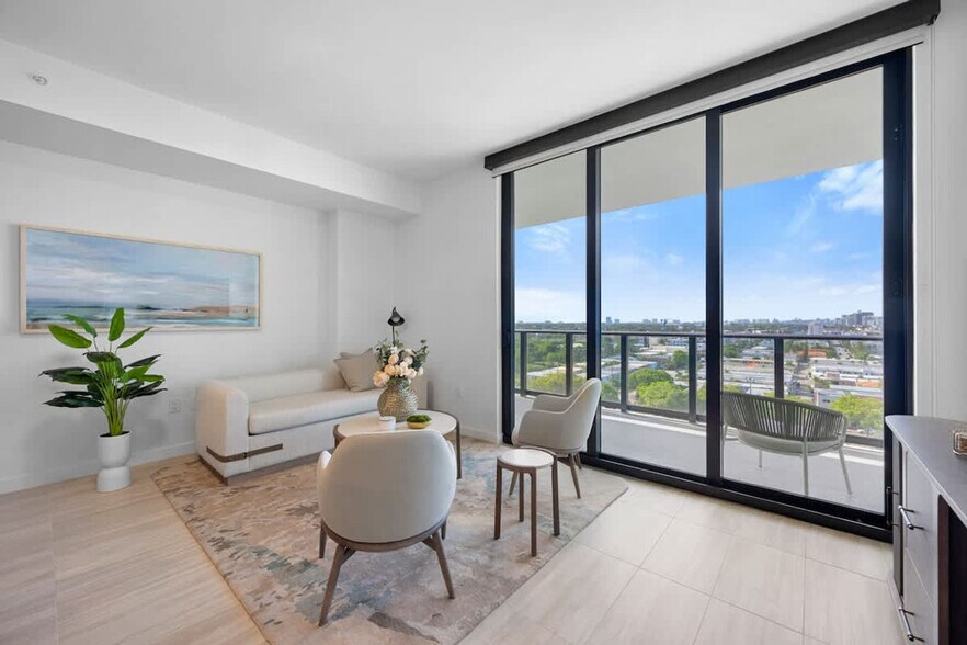 Building Photo - 7145 Harding Ave