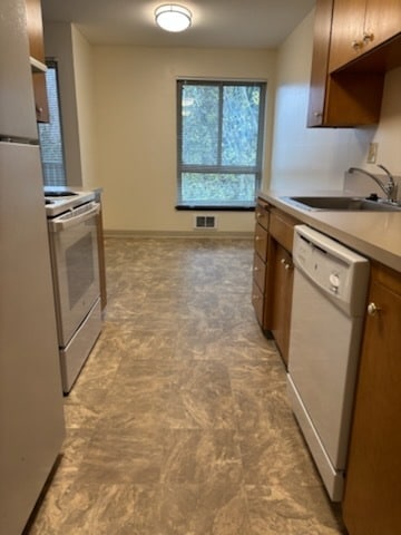 Kitchen - Legend House