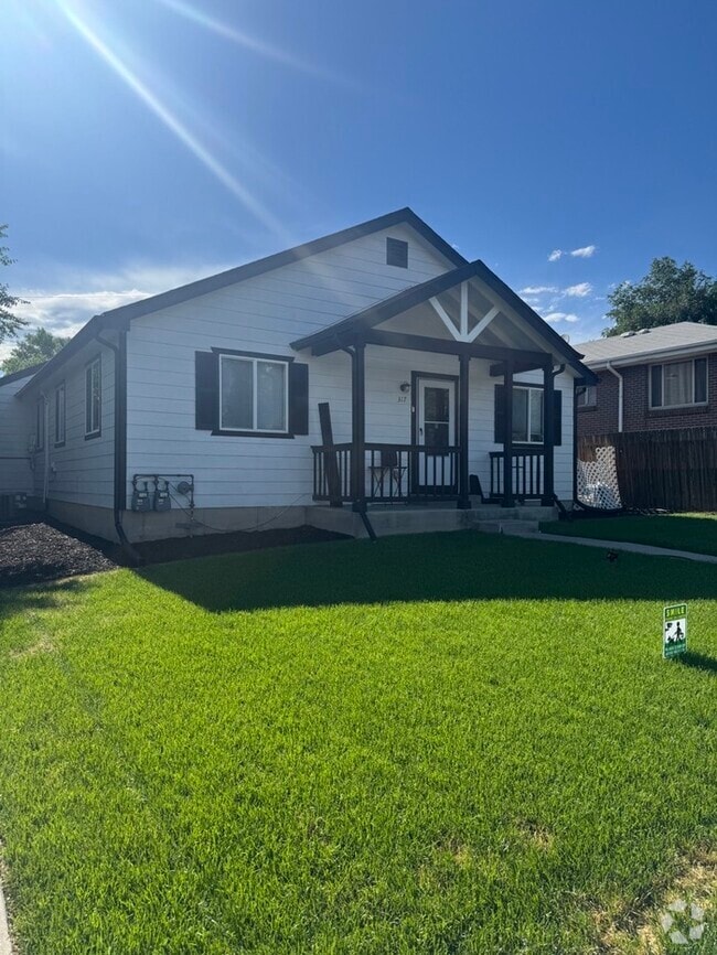 Building Photo - Charming 3 beds 2 baths in Denver!