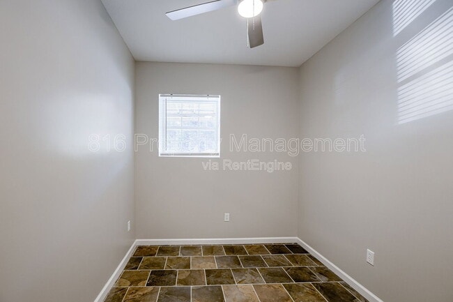 Building Photo - 8718 E Winner Rd