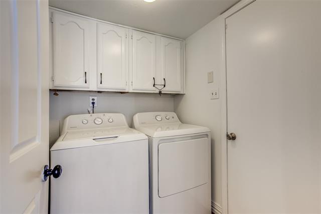 Building Photo - 4436 Odessa Dr