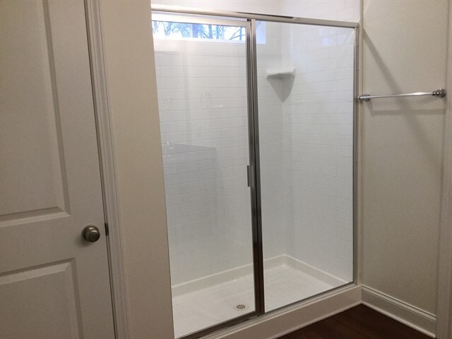 Building Photo - 3039 Greenmont Cir
