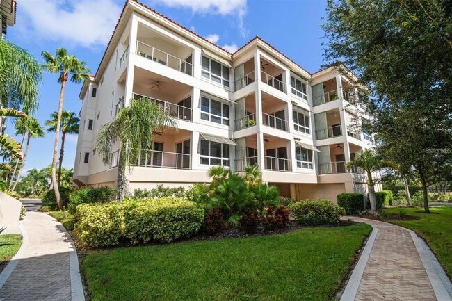 Building Photo - 1030 Bellasol Way