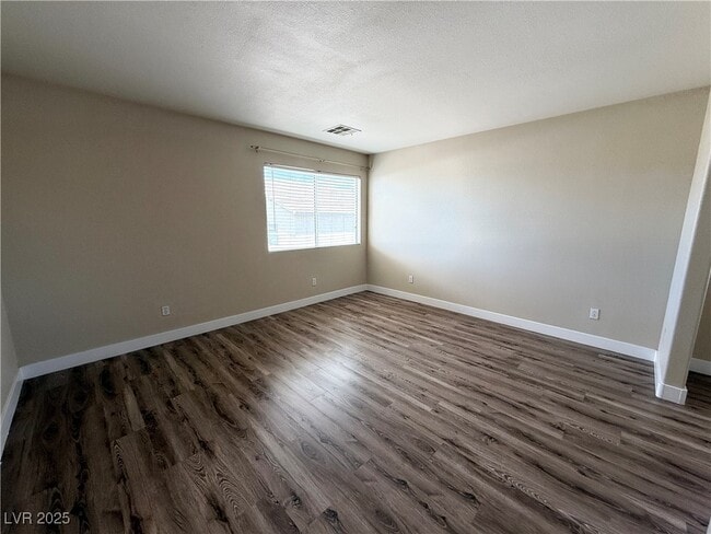 Building Photo - 2613 Pinerock St