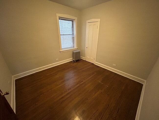 Building Photo - 2157 N Avers Ave