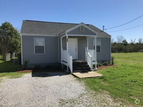 Building Photo - 3 Bedroom 2 Bath in East Tuscaloosa