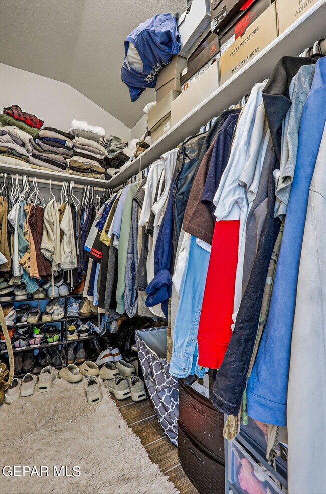 Building Photo - 261 Penbridge Pl