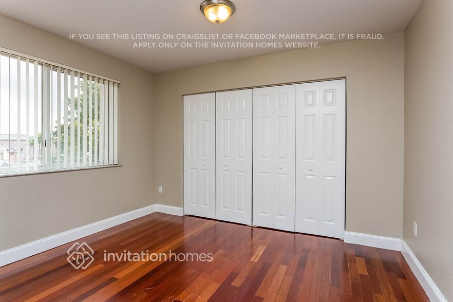 Building Photo - 9229 SW 157th Ct