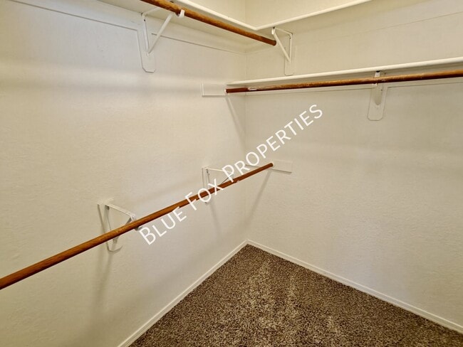 Building Photo - 6717 W Nueva Vista Dr