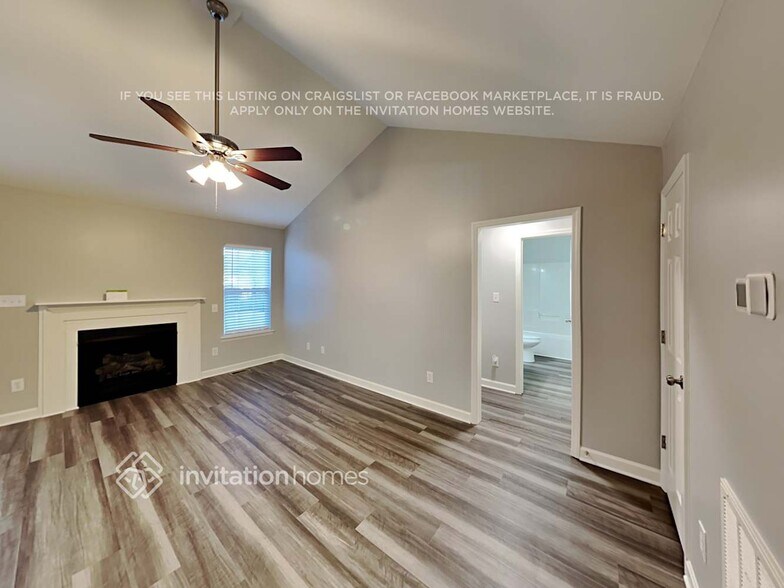 Building Photo - 3901 Cassidy Dr