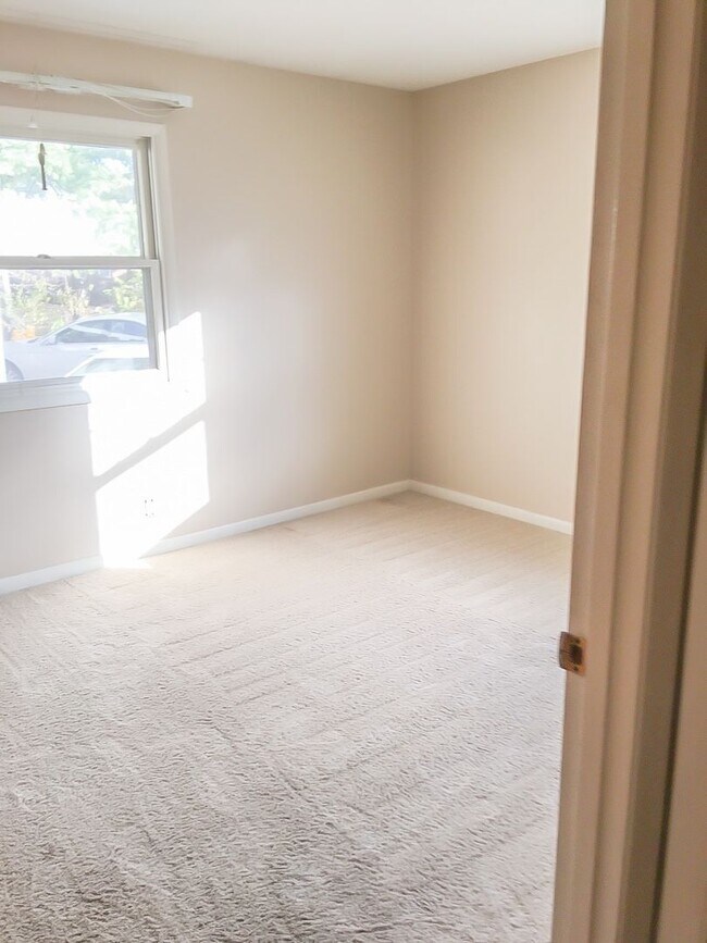 Building Photo - The Simpson