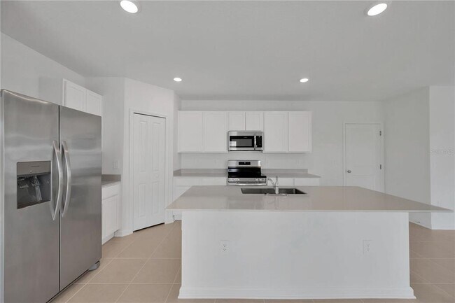 Building Photo - 3853 Corsican Ln