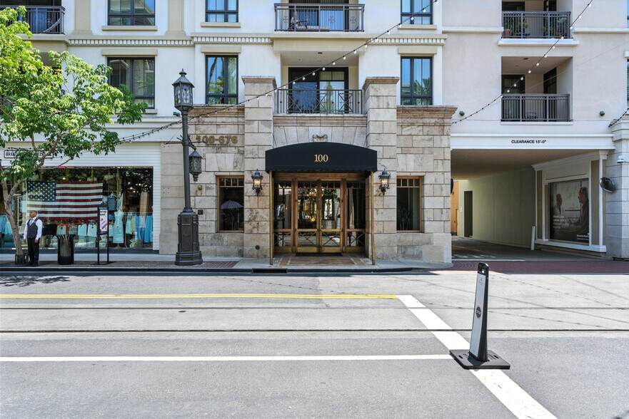 Building Photo - 403 Caruso Ave