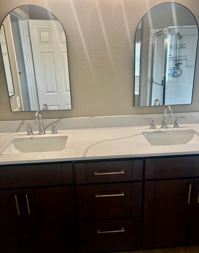 Building Photo - Murrieta Entertainer’s Dream Home for Lease!