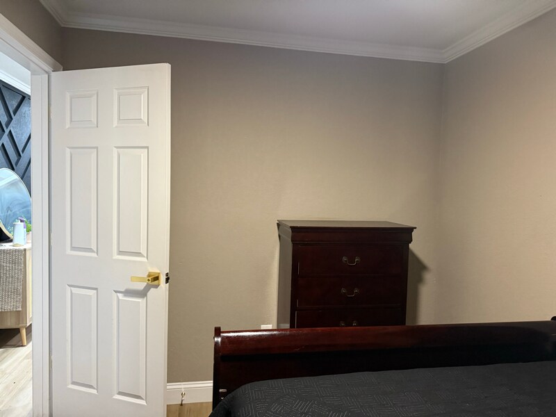 Building Photo - 14 Oneda Dr