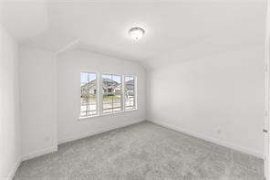 Building Photo - 619 Creekview Ln