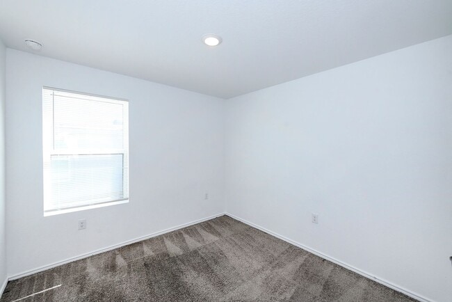 Building Photo - SA- Texas A&M Area / Vida Subdivision