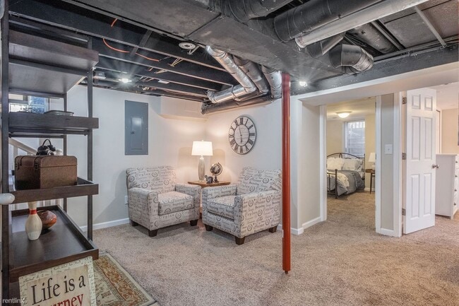 Building Photo - 4 br, 2 bath House - 809 Hillcrest Drive