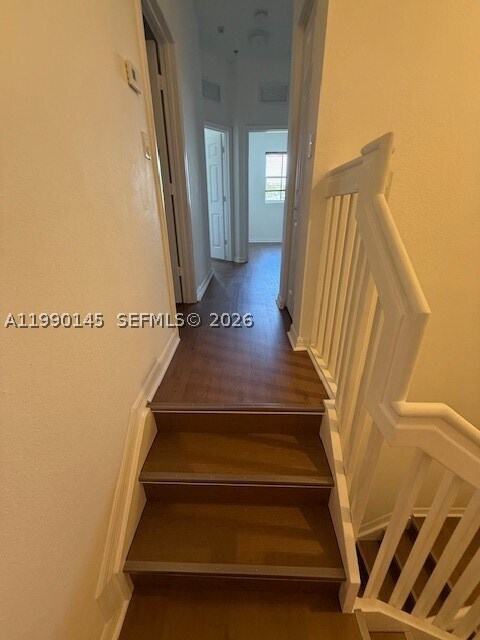 Building Photo - 10870 NW 88th St