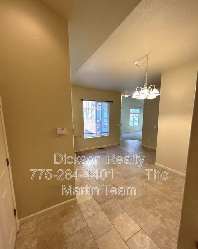 Building Photo - 5718 Pumpkin Ridge Dr