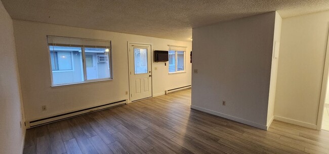 Primary Photo - Adorable 2 Bed, 1 Bath in Medical Lake!