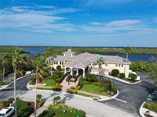 Building Photo - 9411 Discovery Terrace