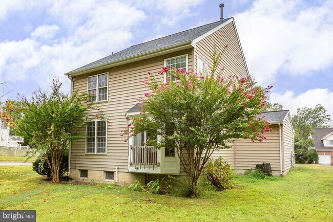 Building Photo - 17575 Deweys Run Ln
