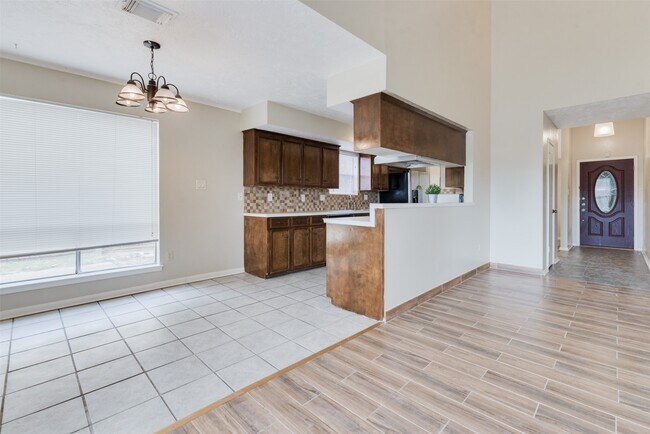 Building Photo - 22206 N Fork Dr