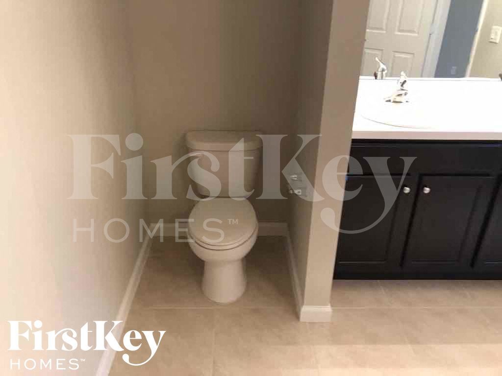 Building Photo - 4162 SW Muncie St